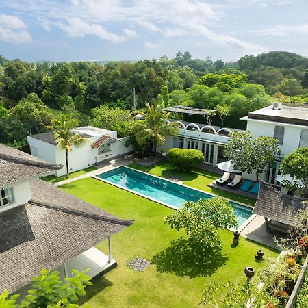 Villa Hasian Jimbaran Exterior photo